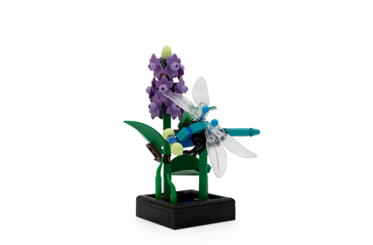 Insiders Dragon Fly Garden